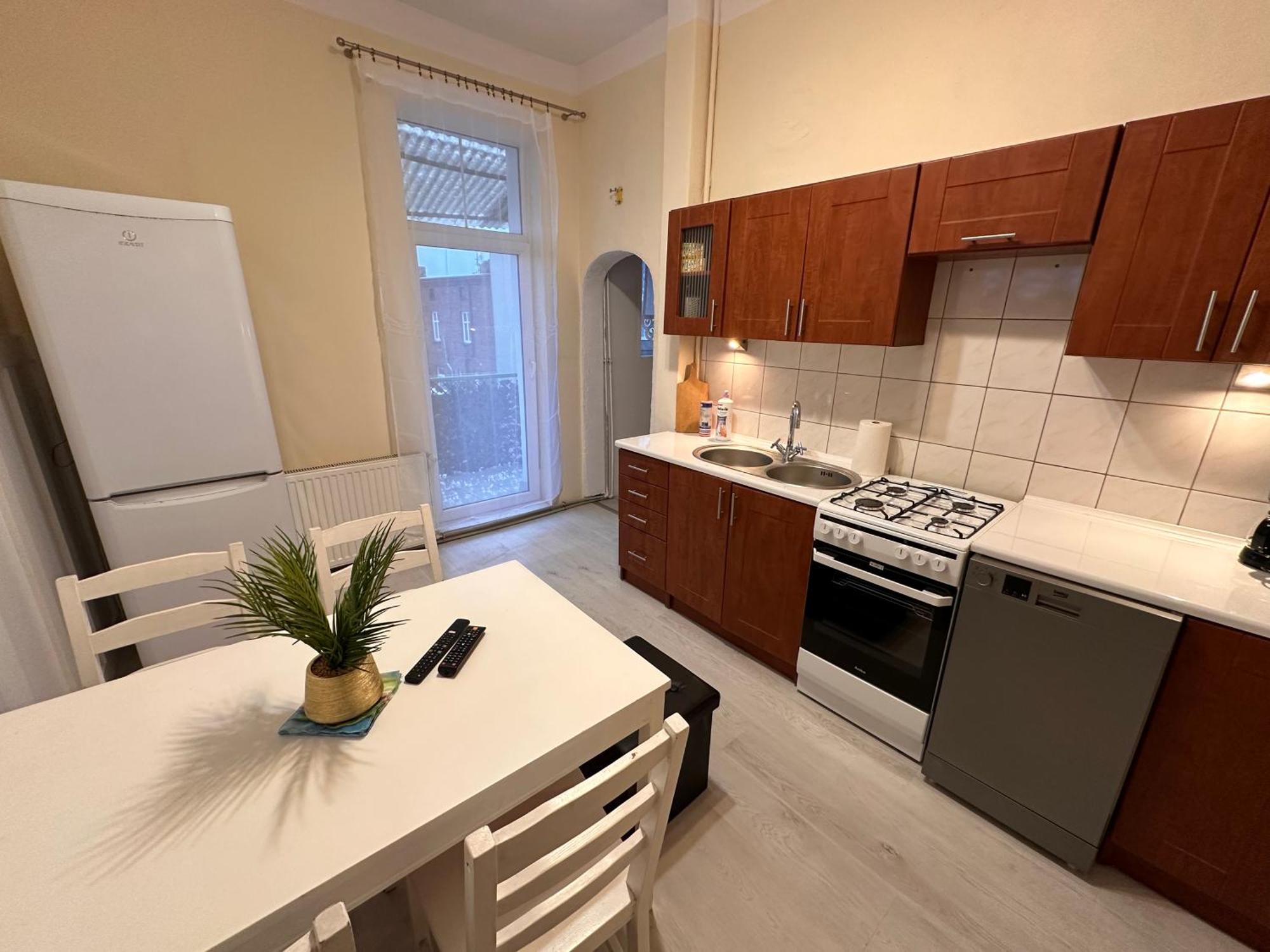 Apartamenty Ktw Central Station Katowice Eksteriør billede