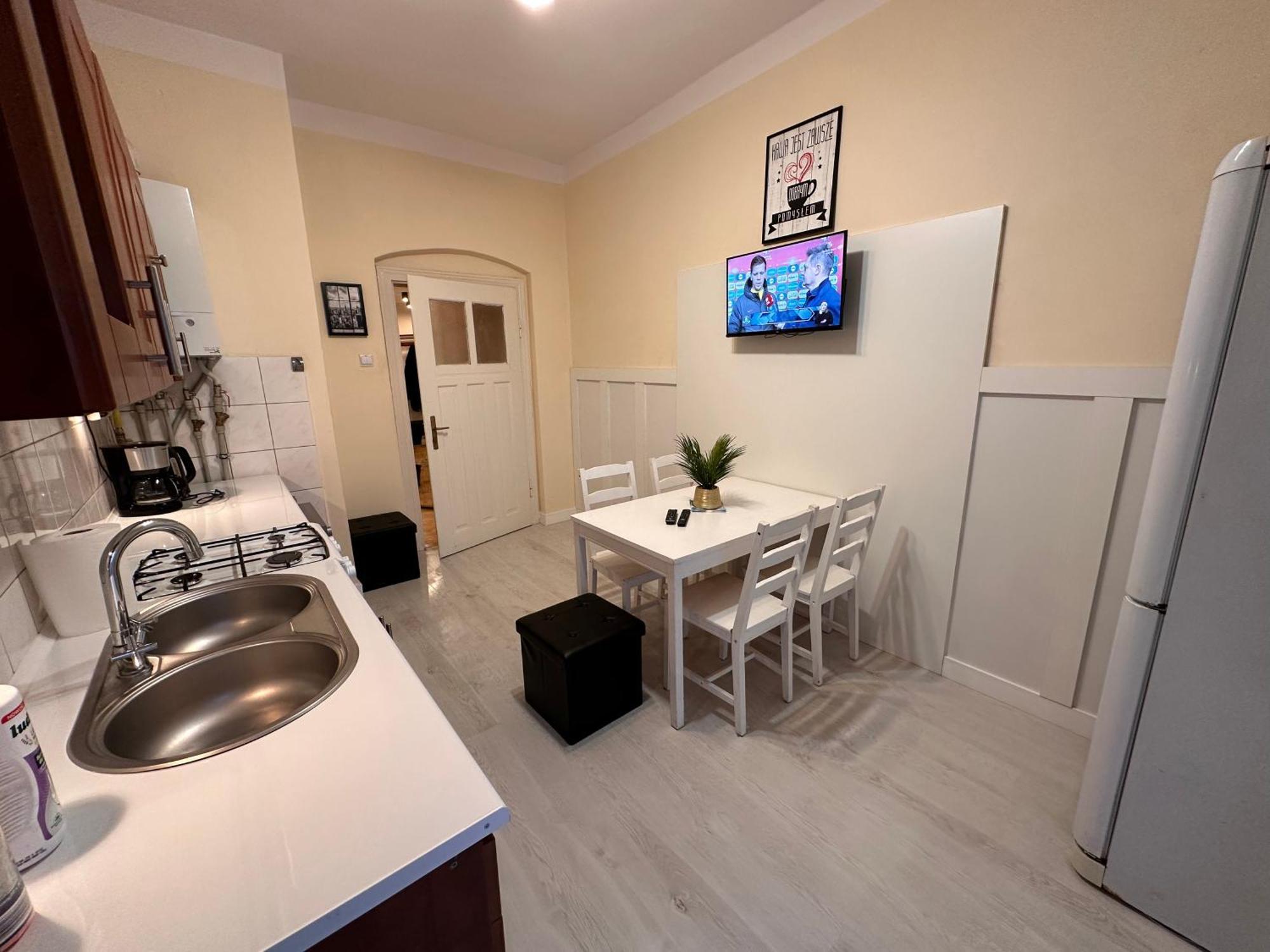 Apartamenty Ktw Central Station Katowice Eksteriør billede